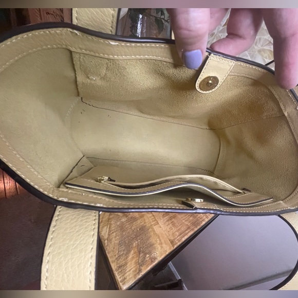 COACH Horse and Carriage Derby Tote in Leather - Picture 6 of 10